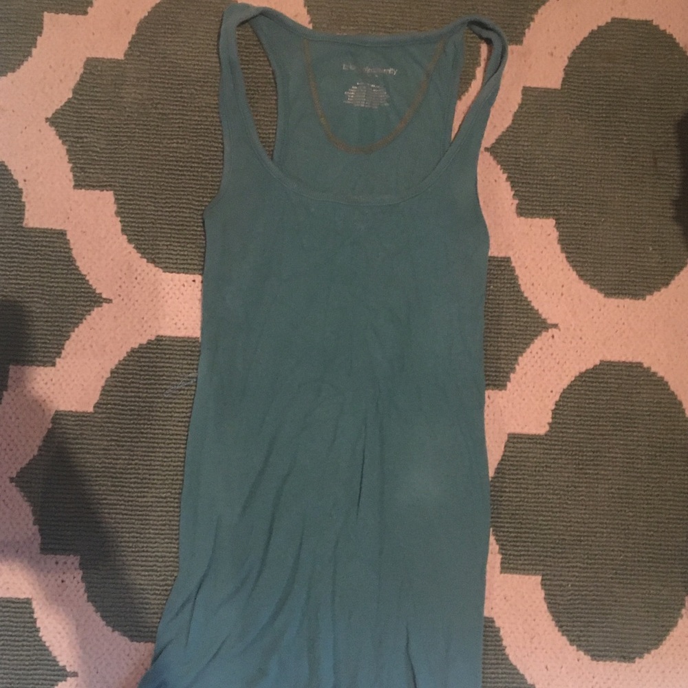 Maternity tops sold as a lot